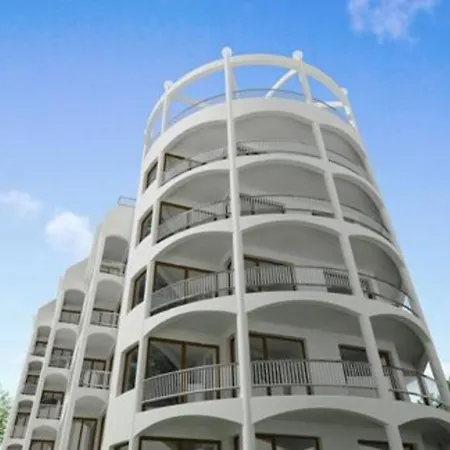 Frontline, 1 Bed, Near To
